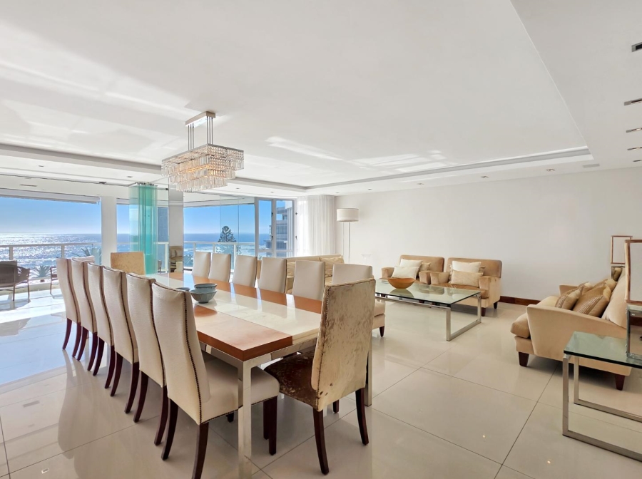2 Bedroom Property for Sale in Sea Point Western Cape
